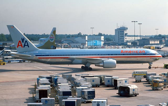 N360AA - Boeing