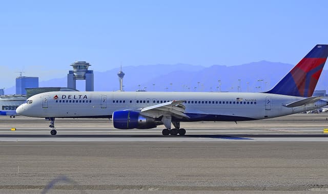 N681DA - Boeing