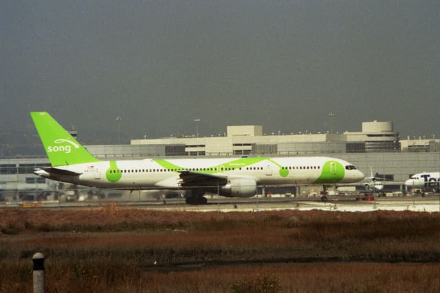 N699DL - Aircraft