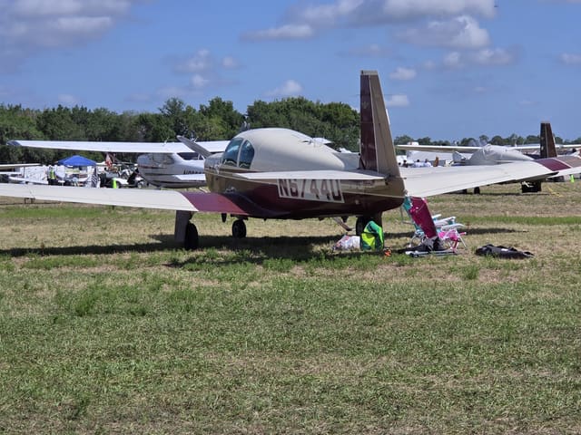 N6744U - Mooney M20D