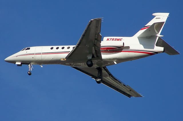 N789ME - Business jet