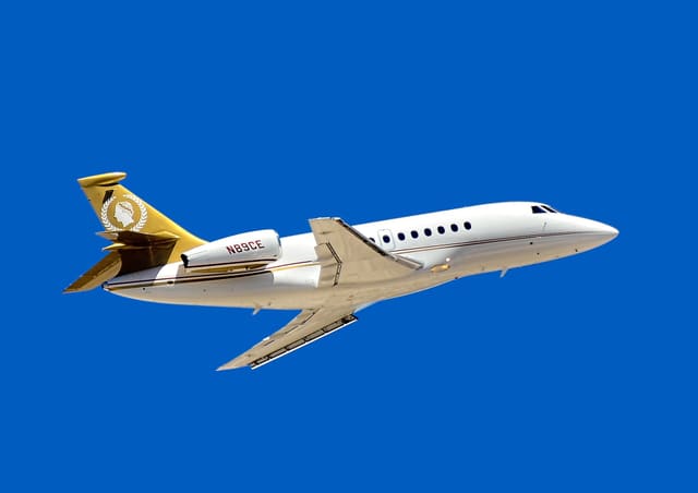 N89CE - Business jet