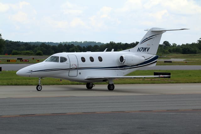 N71KV - Beechcraft