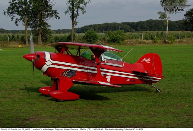 N1381 - Aircraft