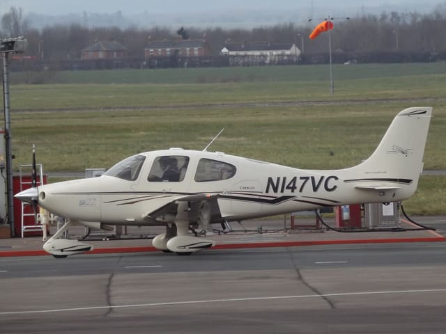 N147VC - Cirrus