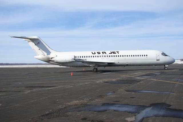 N215US - Douglas
