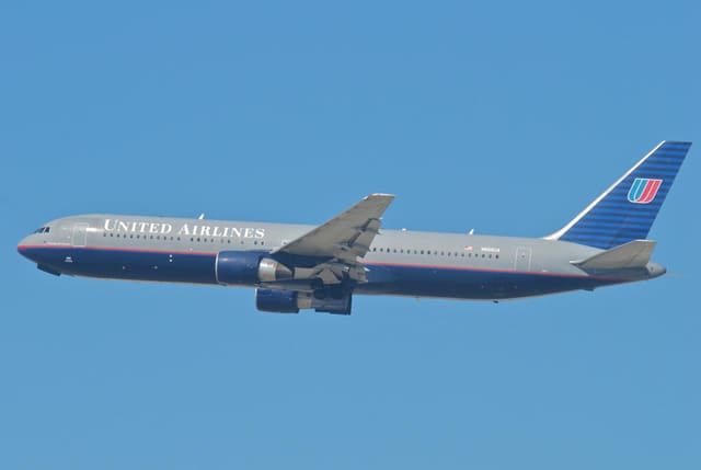 N666UA - Boeing