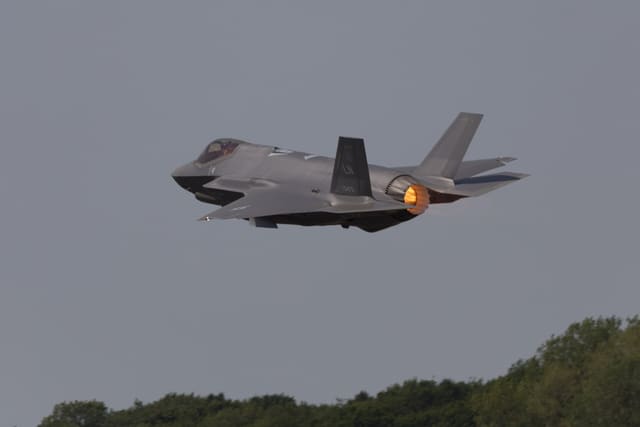  - Single-engine aircraft