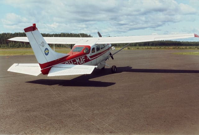 OH-MAF - Cessna
