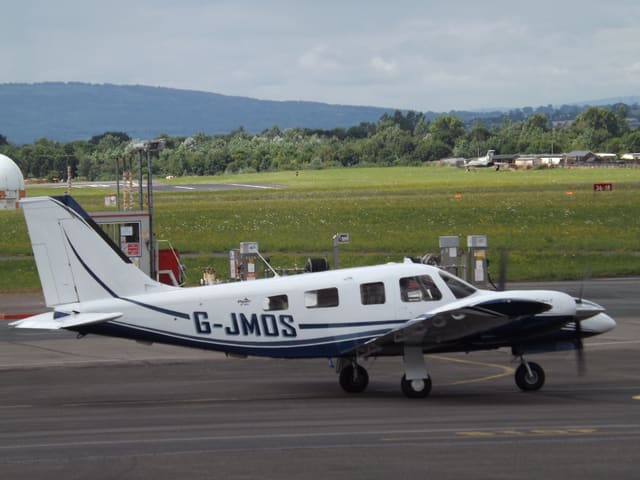 G-JMOS - Piper