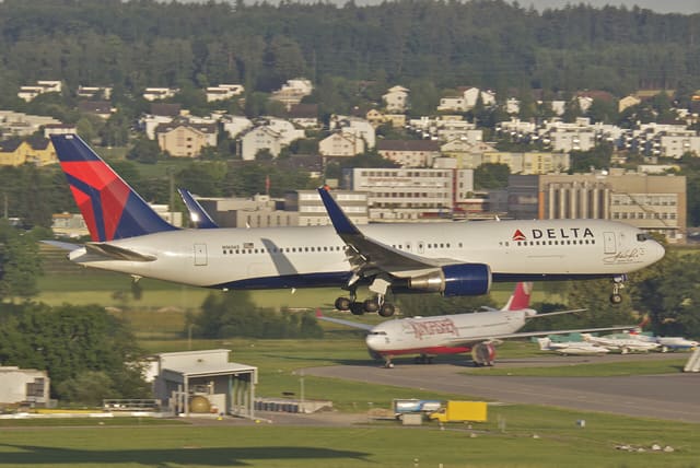 N16065 - Boeing
