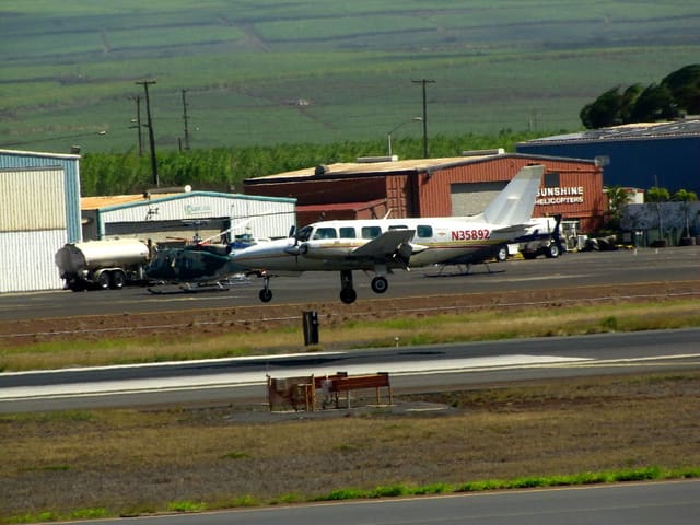 N35892 - Beechcraft