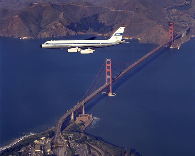 N712NA - Aircraft