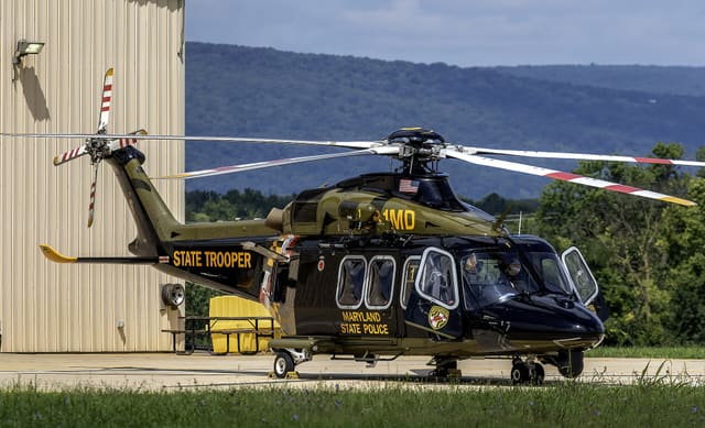 N381MD - Helicopter