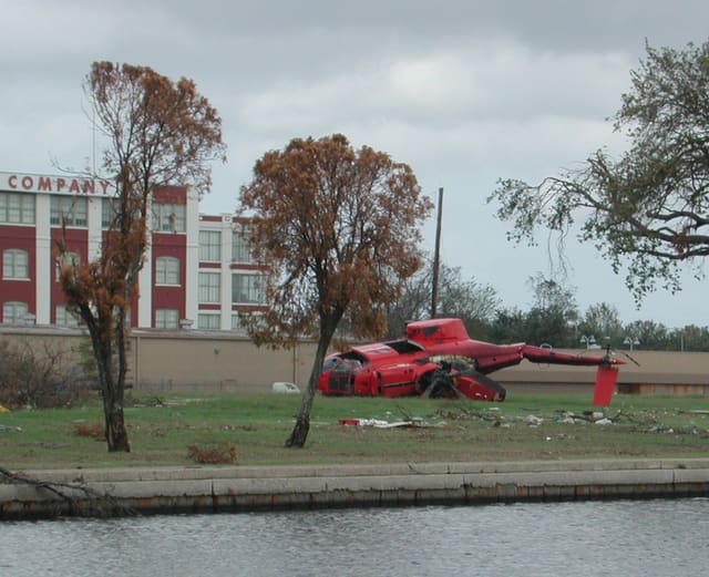  - Helicopter