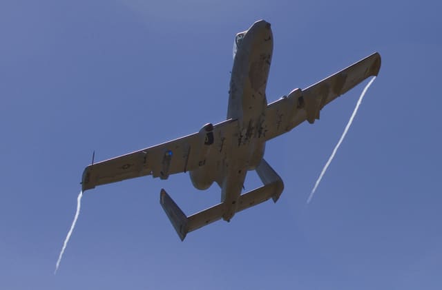  - Twin-engine aircraft