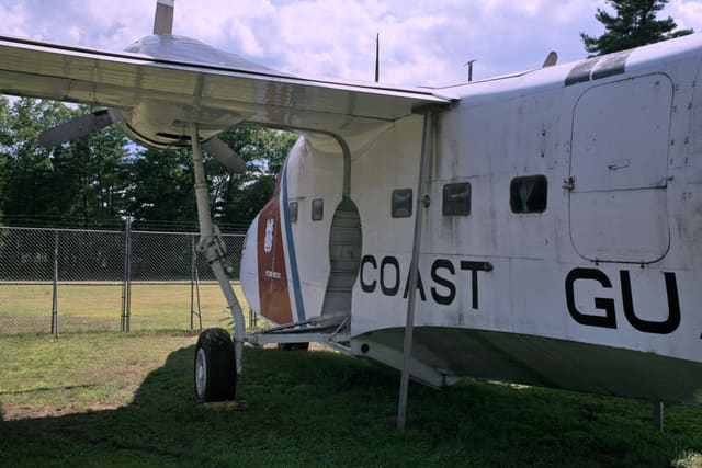  - Twin-engine aircraft