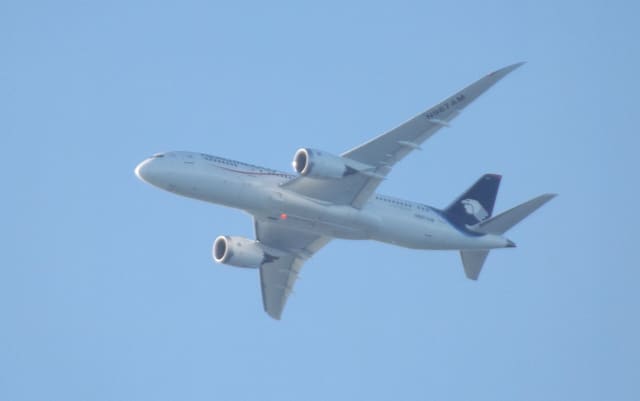 N967AM - Twin-engine aircraft