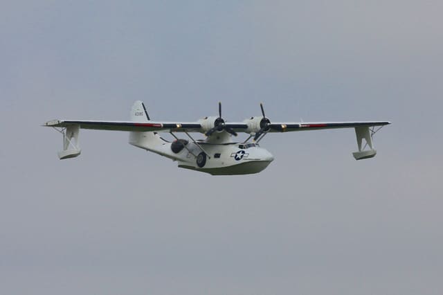  - Twin-engine aircraft