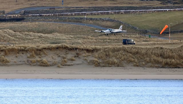 N4297A - Piper
