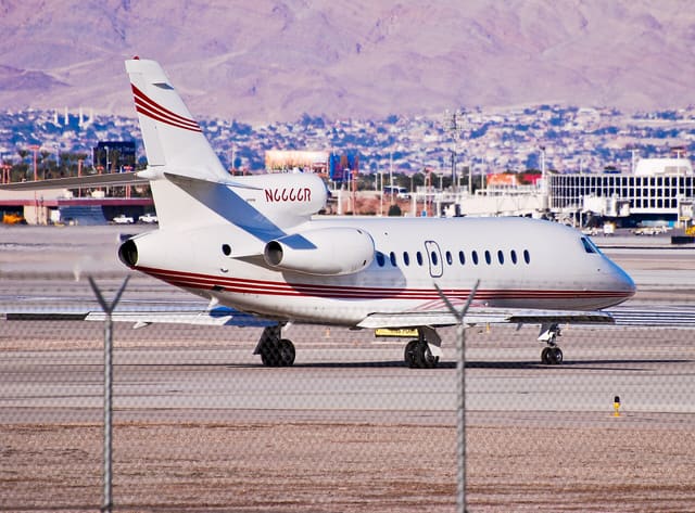 N6666R - Business jet