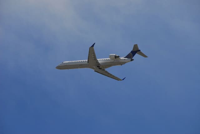 N164GJ - Bombardier