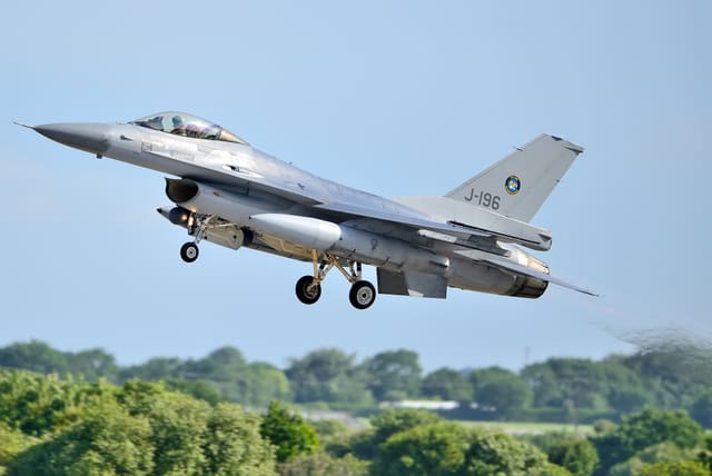  - Single-engine aircraft