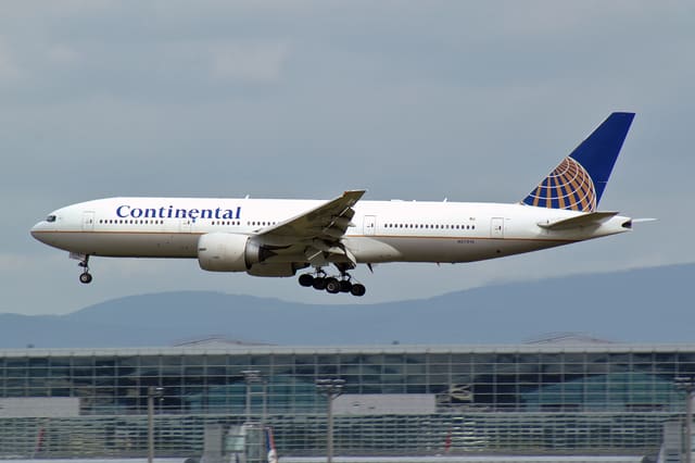 N27015 - Boeing
