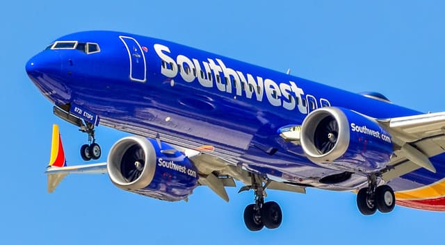 N8721J - Boeing