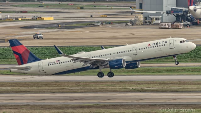 N104DN - Airbus