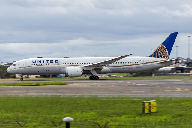 N45956 - Twin-engine aircraft