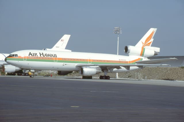 N905WA - Douglas