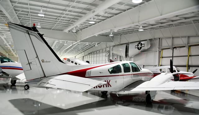 N13MK - Beechcraft