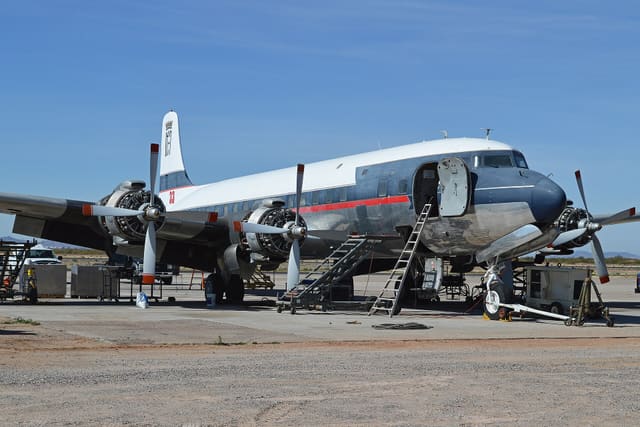 N4887C - Douglas
