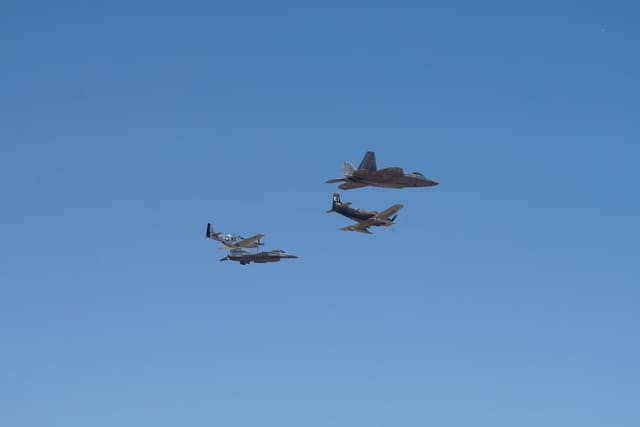 N20TF - Warbird