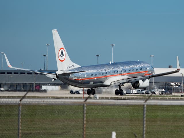 N951AA - Boeing