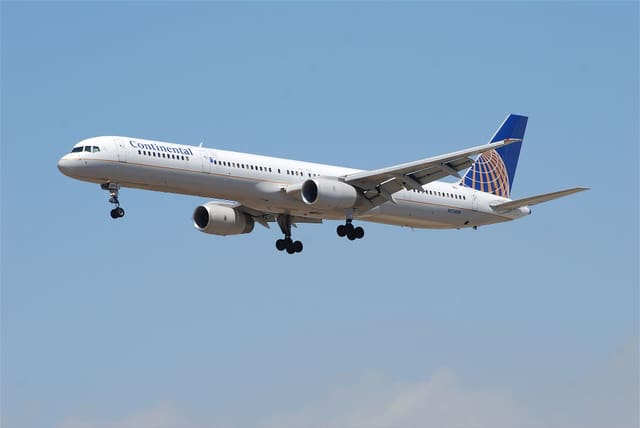 N75858 - Boeing