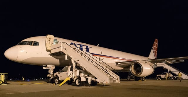 N754CX - Twin-engine aircraft