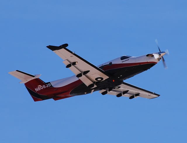 N808JS - Pilatus