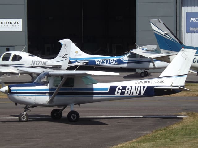 G-BNIV - Single-engine aircraft