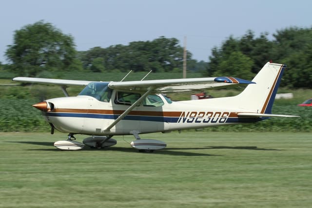N92306 - Cessna