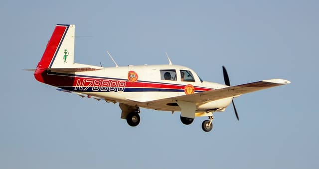 N78888 - Single-engine aircraft