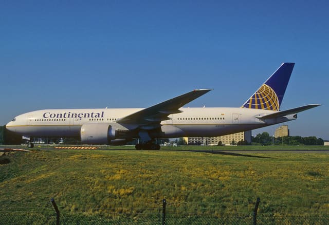 N37018 - Boeing