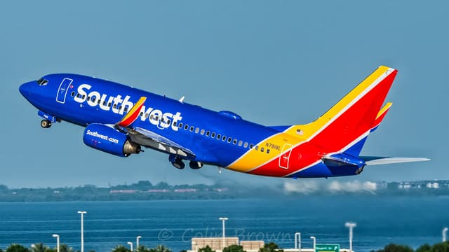 N7818L - Boeing