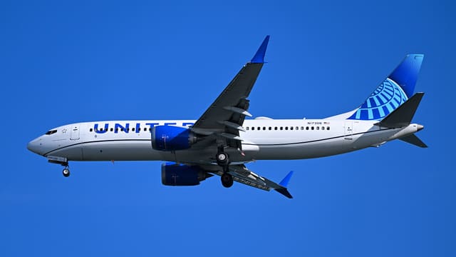 N17306 - Boeing