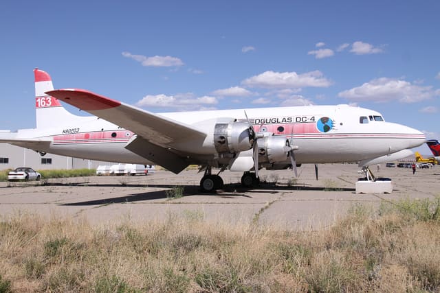N90203 - Douglas