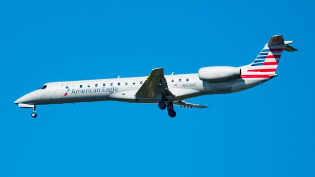 N658AE - Embraer