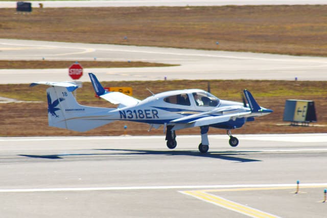 N318ER - Diamond