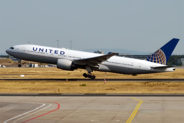 N786UA - Boeing