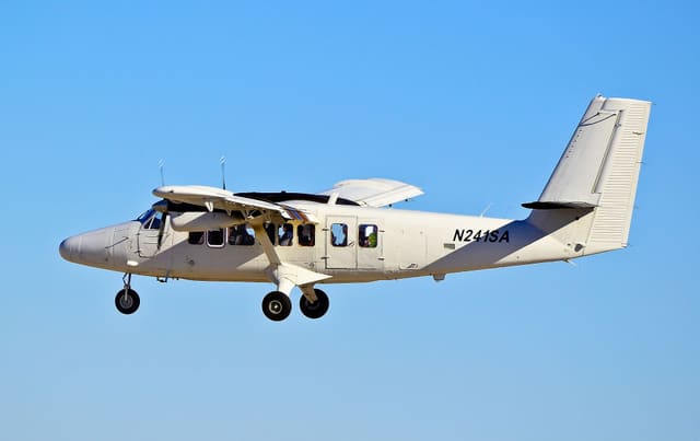 N241SA - De Havilland